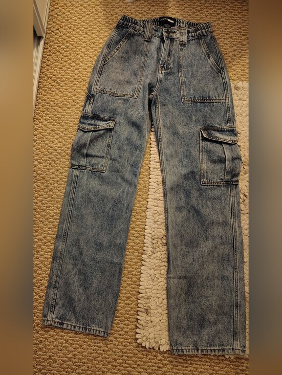 Fashion Nova Denim - Fashion Nova Light Blue Washed Cargo Jeans - Straight Leg
